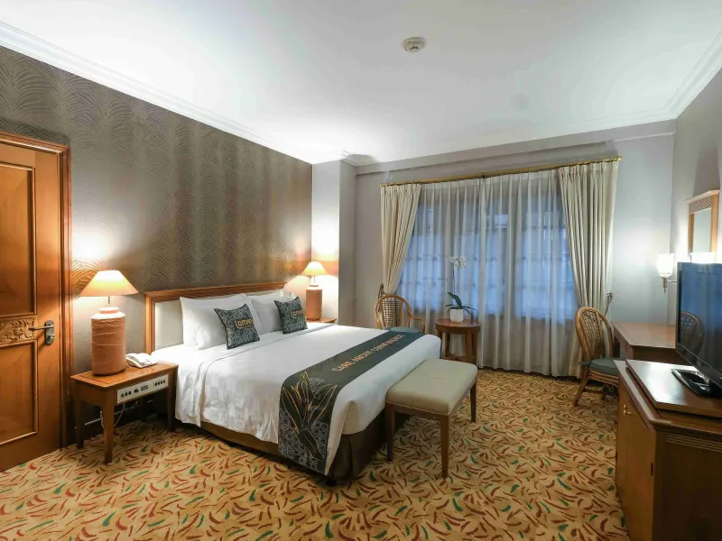 Loman Suite
