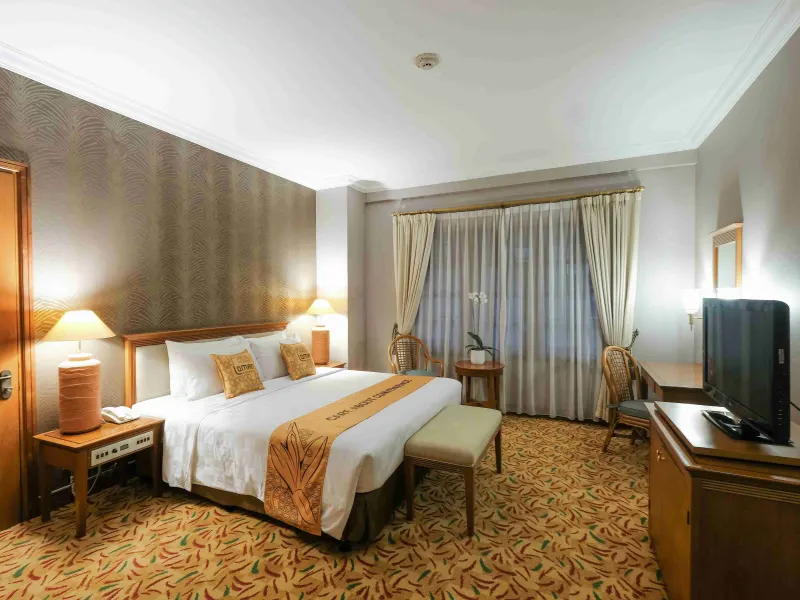 Loman Suite